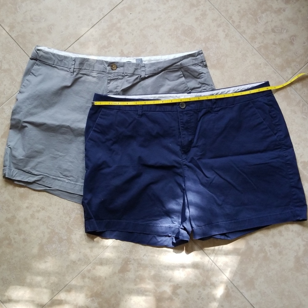 Old Navy lot of 2 shorts